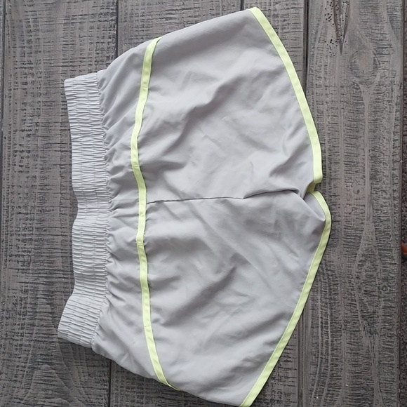 DANSKIN NOW. ACTIVE SHORT. - Picture 3 of 7